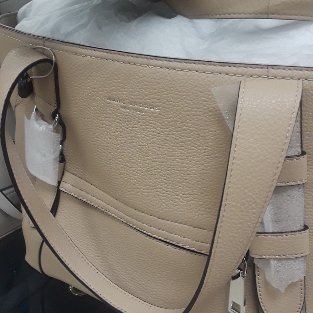Marc Jacobs handbag tan